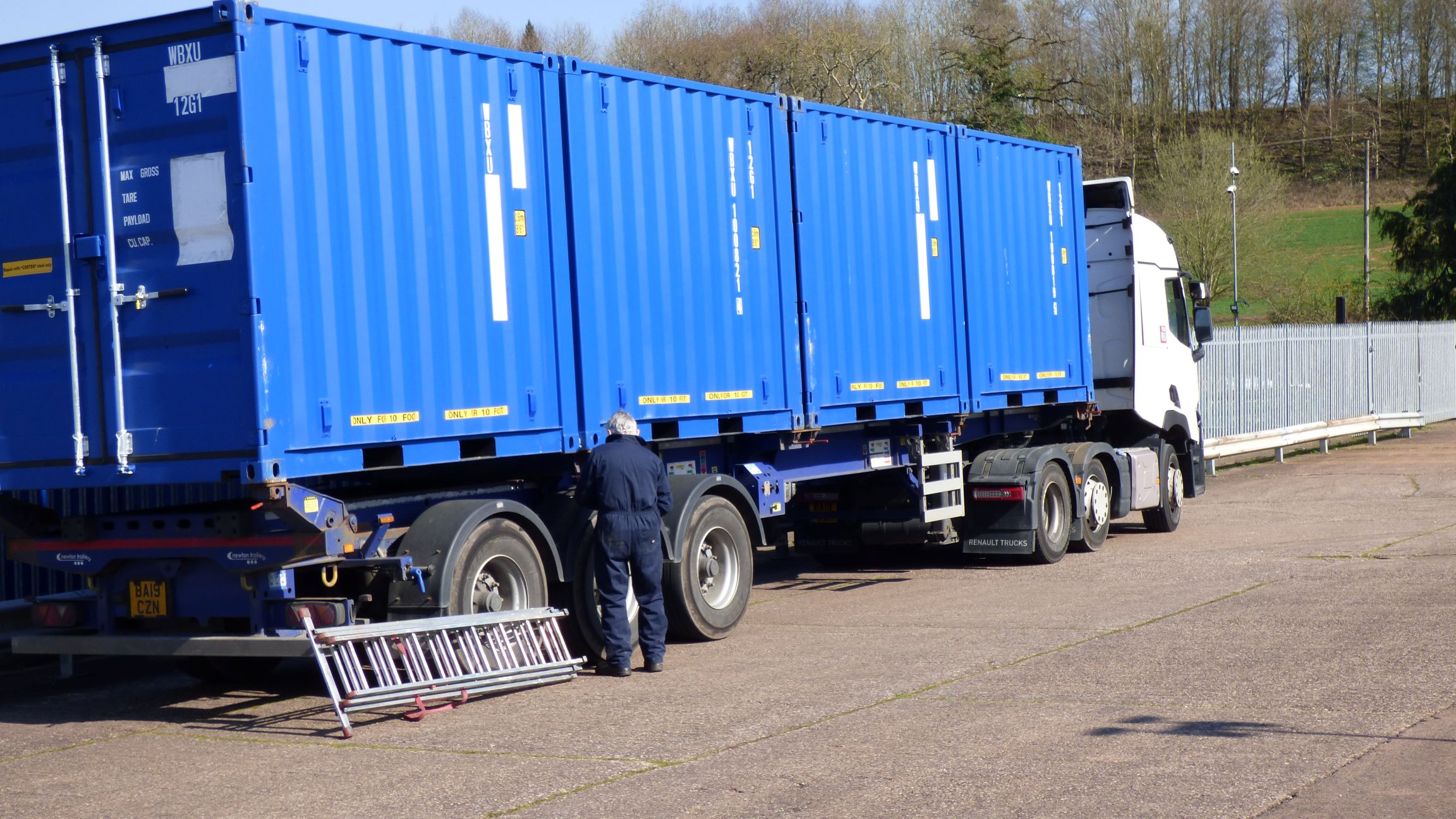 A lorry delivering a batch of new 10 x 8 and 8 x 7 storage units to Whiteball Self Storage.
